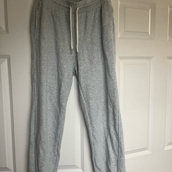 Grey joggers | Size small | Aeri | - Picture 2 of 5